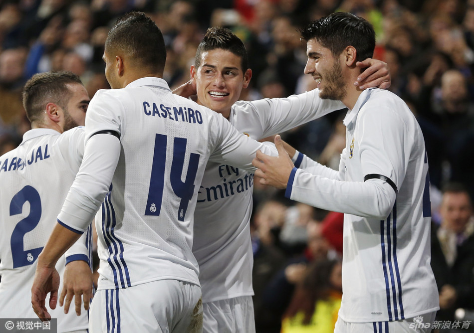 赛地聚焦:国王杯赛前热度飙升,西汉姆更衣室发声,压力陡增,细节决定成败 赛地聚焦:国王杯赛前热度飙升,西汉姆更衣室发声,压力陡增,细节决定成败