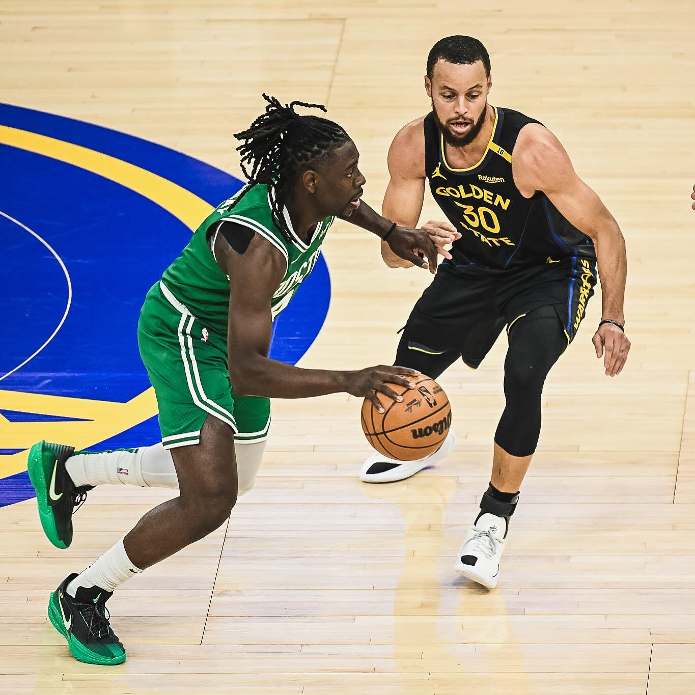 关于赛后NBA常规赛传出新动向；波士顿凯尔特人内部沟通；管理层表态——震撼外界；身体对抗强度拉满的信息