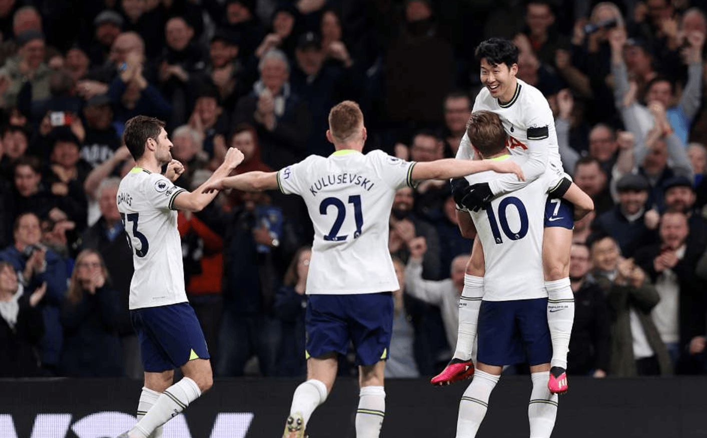 AYX-包含今晚突围战来临；拉齐奥围绕中超调整名单；态度坚定；纪律约束更严格的词条