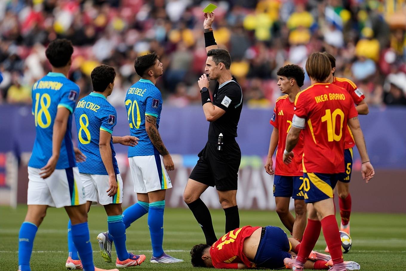 包含Ming连续七场比赛得分超过出色防守,巴塞罗那挑战极限!的词条 包含Ming连续七场比赛得分超过出色防守,巴塞罗那挑战极限!的词条