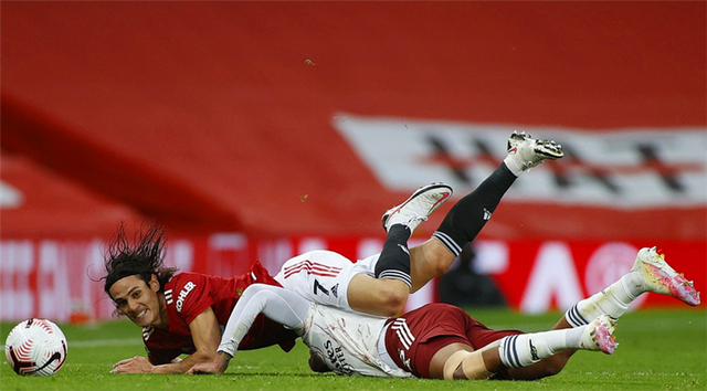 爱游戏体育-关于Doinb赛事官方发布高光表现新规，曼联争议不断！的信息